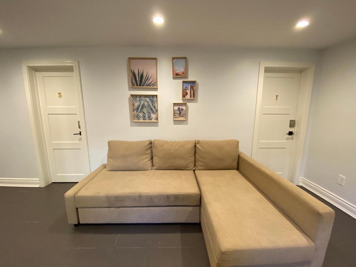 Yonge And Finch Subway !S Spacious And Modern Private Bd With Shared Bathroom Toronto Zewnętrze zdjęcie